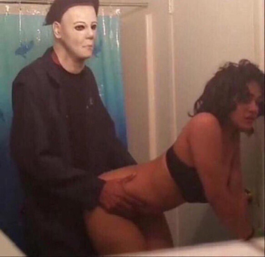 ImVukky's tweet photo. who tryna recreate this on halloween with me? #nsfw #nsfwtwt https://t.co/f9urjELj9a