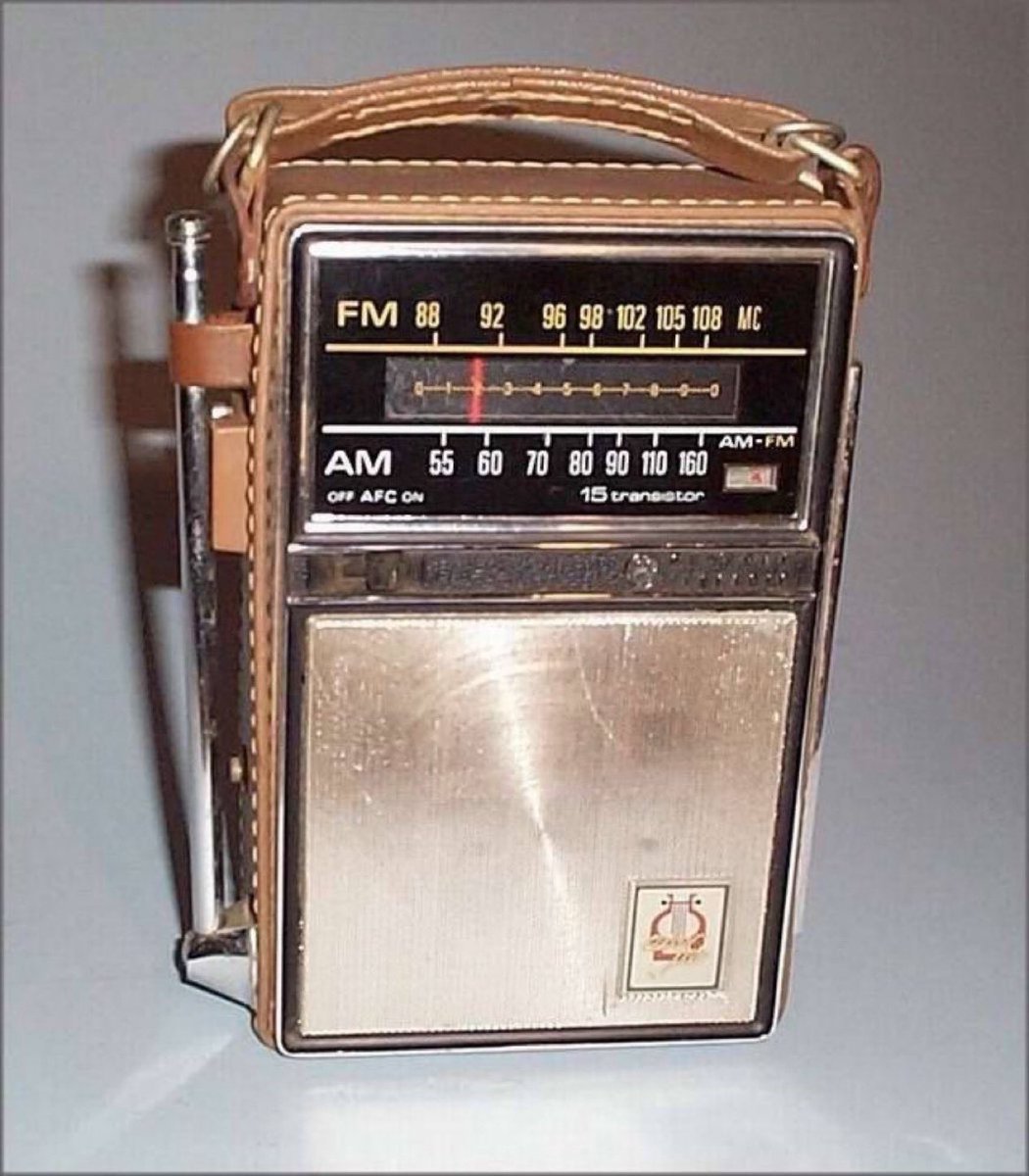 Super70sSports's tweet photo. Historians now believe that at one time or another literally every American alive in the 60s and 70s owned one of these. https://t.co/WfefsqUpIK