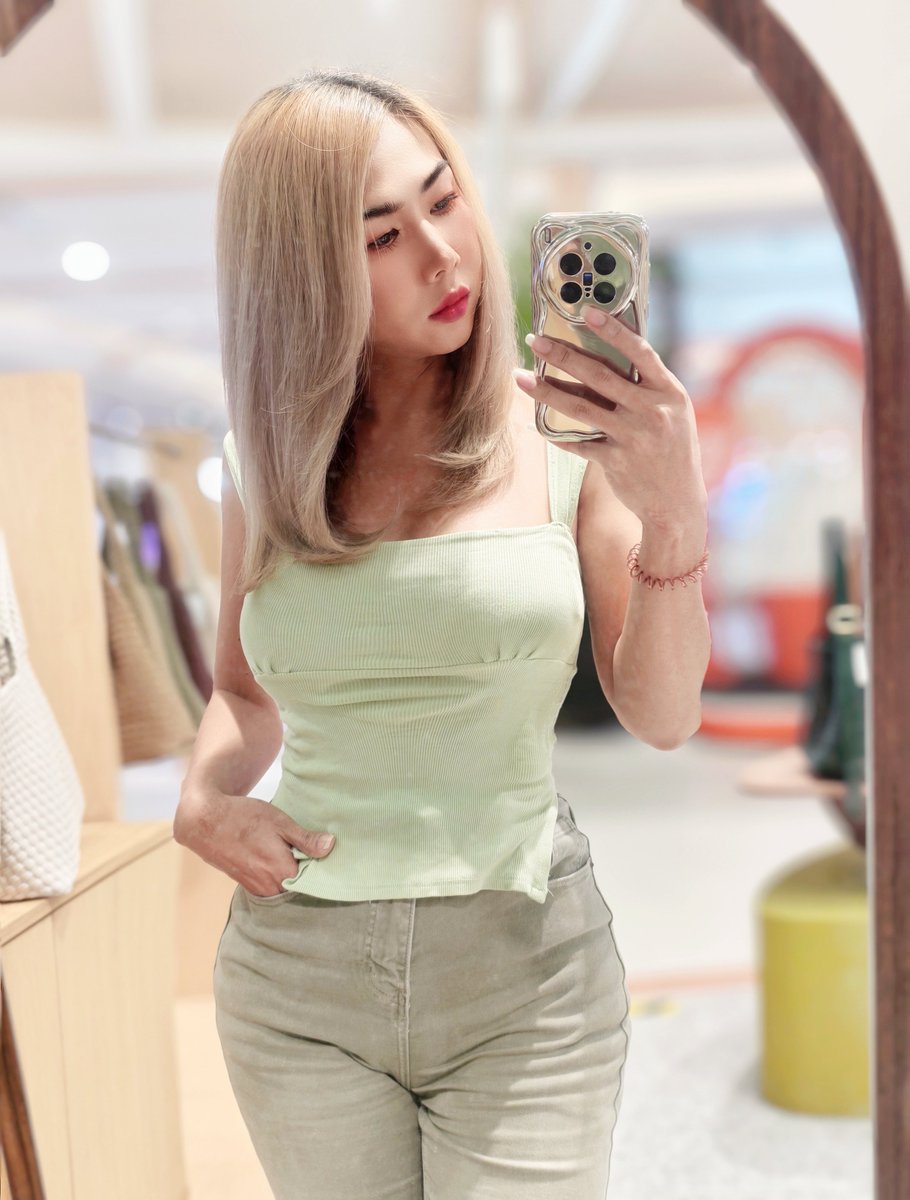 Cakedhdt's tweet photo. สวัสดีวันพุธ😏

#สาวสอง #มีนบุรี #หทัยราษฎร์ #รามอินทรา https://t.co/iSXoOvuak7