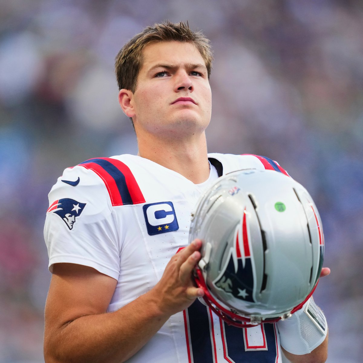 DKSports's tweet photo. Highest passer rating in a single game this season:

Drake Maye (W5) -------- 150.9
Trevor Lawrence (W1) --- 150.6
Brock Purdy (W2) ------- 149.1 
Lamar Jackson (W4) ----- 144.2 
Dak Prescott (W2) ------- 143.7 https://t.co/rpYZ7r4YbG