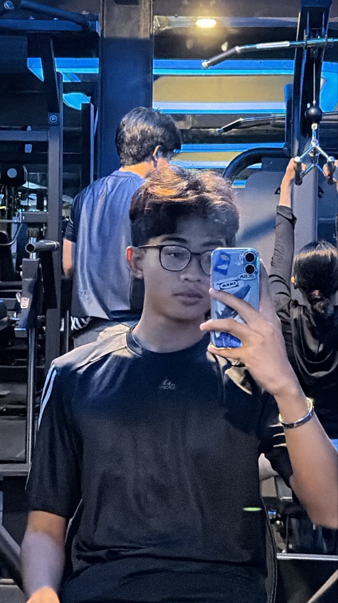n4tskuyz's tweet photo. gymm lagi https://t.co/ow9ZKEVVEf