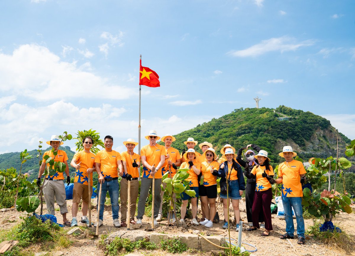 ALPLApackaging's tweet photo. 3,120 ALPLA employees at 82 sites worldwide took action in the course of World Environment Day 2026 and showed how local engagement can create a global impact. 🌍 https://t.co/KqLT4FmtN7

#ALPLA #WorldEnvironmentDay #SocialEngagement #Sustainability #CSR #EnvironmentalActivities https://t.co/7CVQcA7FEM