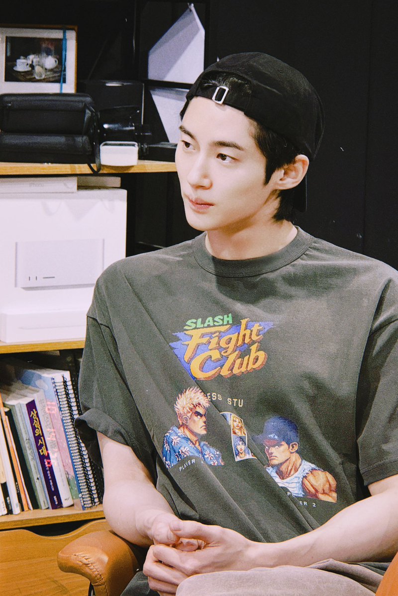 Wooseoki_bb's tweet photo. 앓다죽을 변우석 켘 https://t.co/tBebB6JNOI