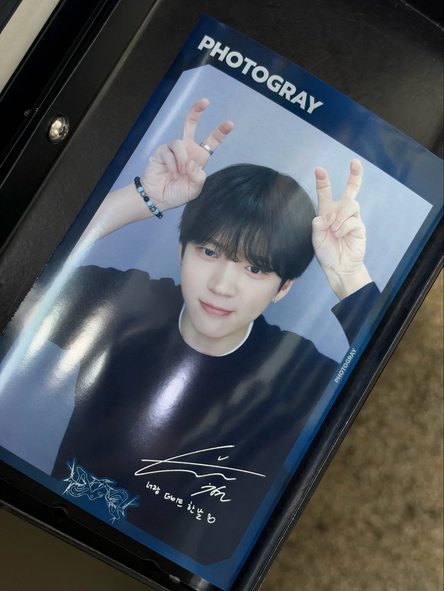dwh_119's tweet photo. 컴백날짜로 뽑고싶어서 야근후 개같이 달려가서 뽑아옴ㅜㅜ야르렁 https://t.co/c4oDCZ9ZNC