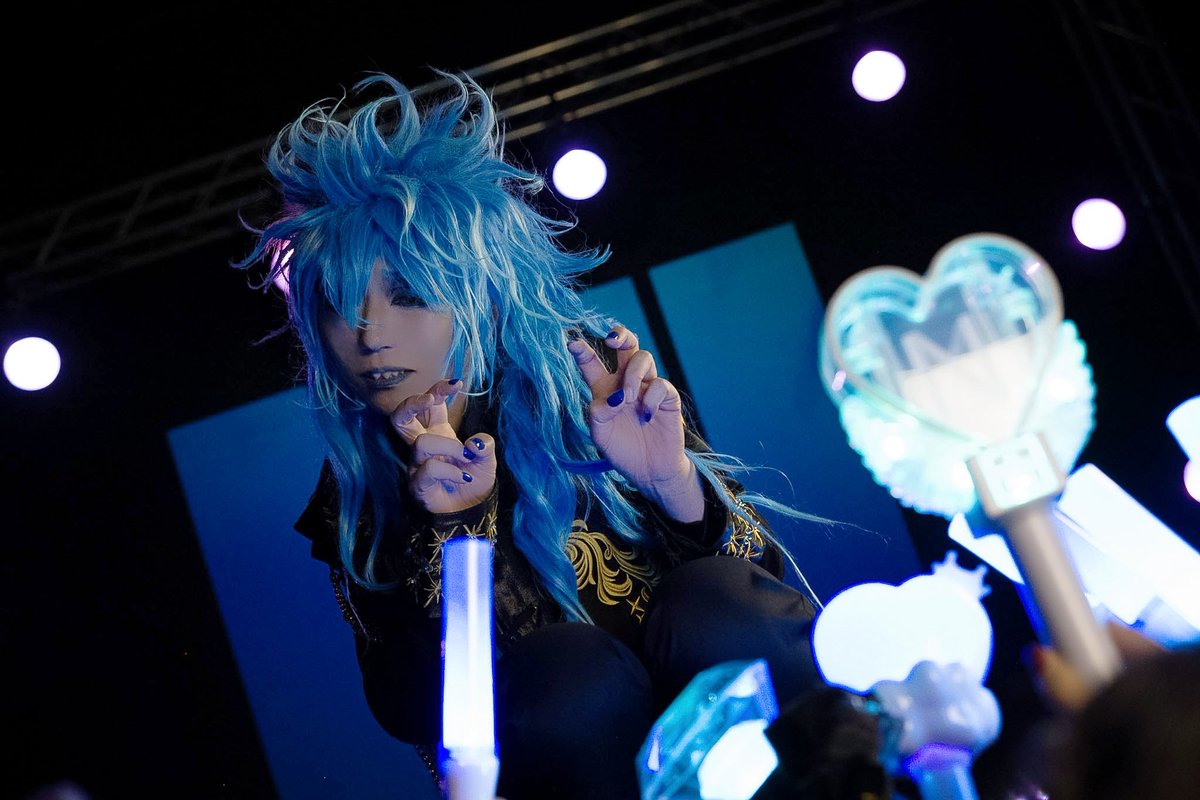 cos_iria's tweet photo. Cosplay＿twst💀
────────

かなり前の併せで撮って貰ったブレジュ💀なんだけど、ファンサ不慣れ具合と、へっぴり腰決めポーズ具合が地味にお気に入りなので見ていって✨

────────
📸→@neutral_img
#ブレ_ジュ併せ0705
#ツイステコスプレ https://t.co/zyU9K0Gqcc