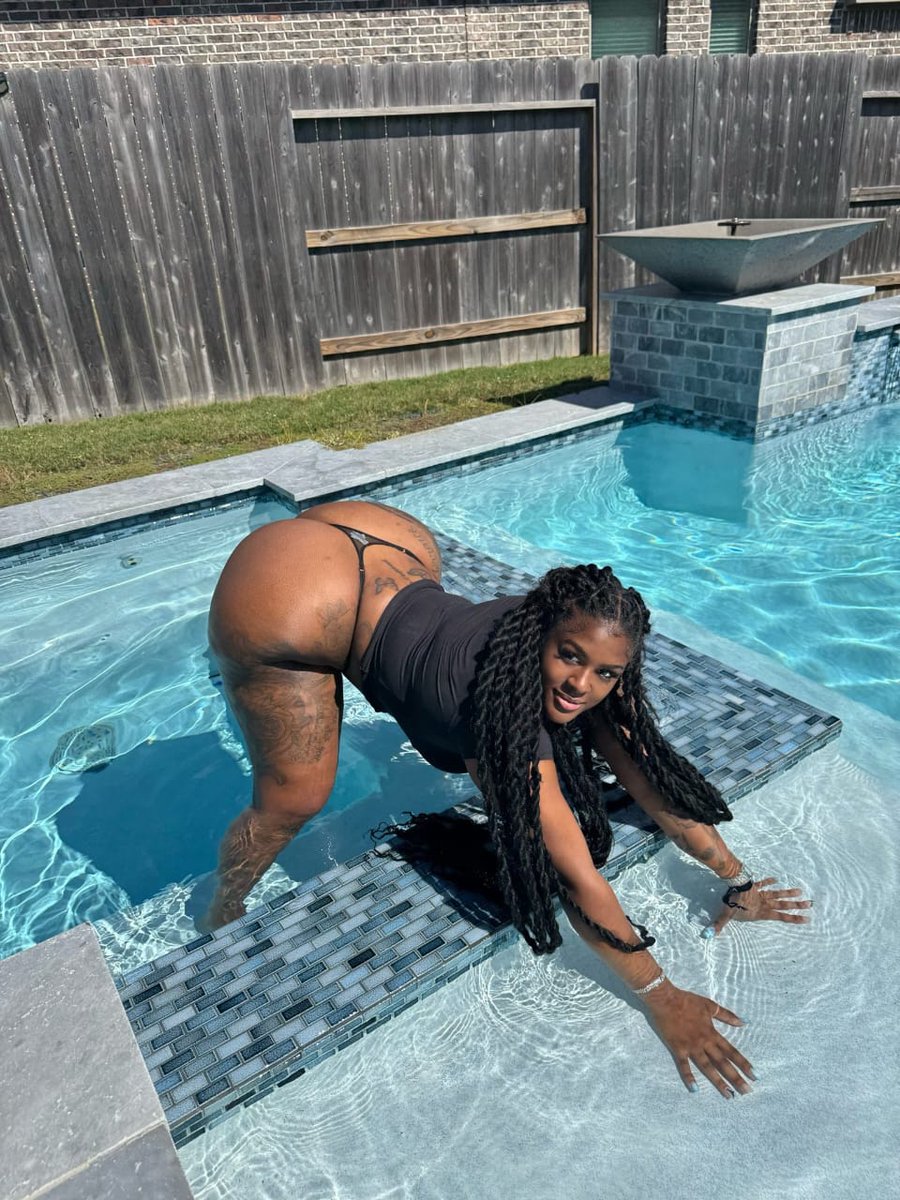 kiara_princess4's tweet photo. I hope your day is as nice as your butt🌚🍑
#virginialvibes #virginiagrown #dmvtreaks #dmvmeetup #dmvfreaks #mdfreaks #dmv #dcfreaks #va #loveva #virginiaisbeautiful #humpday https://t.co/dPgpXDaZdY