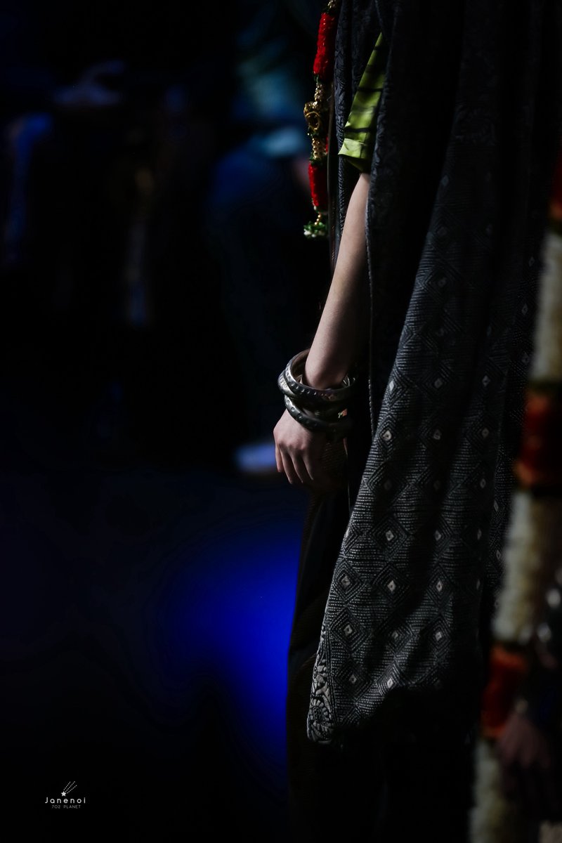 Janenoiiii's tweet photo. อยู่ในชั่วโมงต้องมนต์ 📿🔮🛖
@peckpalit 

#SiamParagonBIFW2026xPeck
#BIFW2026 #NAGARA
#SiamParagonBIFW2026 
#เป๊กผลิตโชค
#PeckPaLitChoke
#palitgallery 
#snapbyJN https://t.co/EVN9nqqkgf