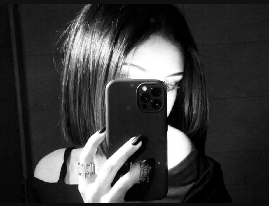 llq_iix's tweet photo. https://t.co/LbKIvxxass