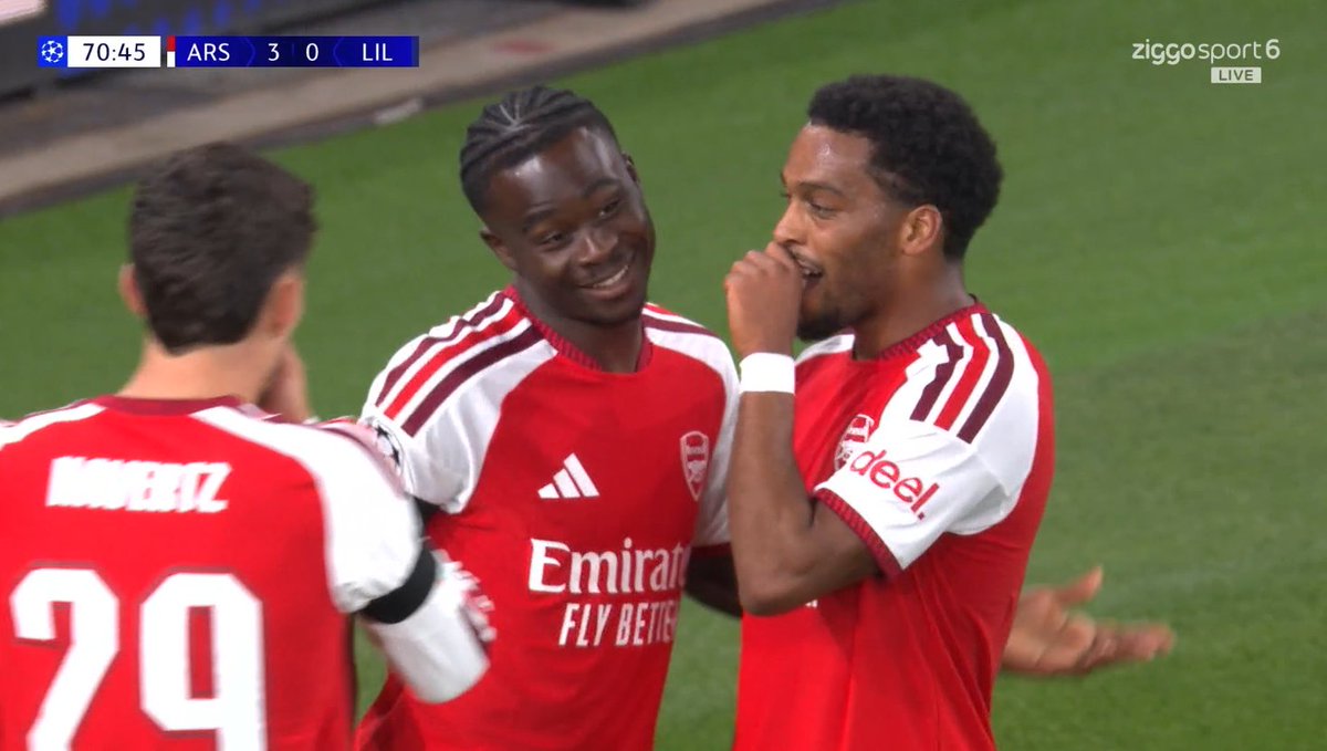 foet247europa's tweet photo. Arsenal scored three goals in seven second-half minutes to maintain their perfect start to the league phase of the Champions League by beating Lille 3-0 at Emirates Stadium. #ARSLOSC #UCL https://t.co/RUFxj9ewsn