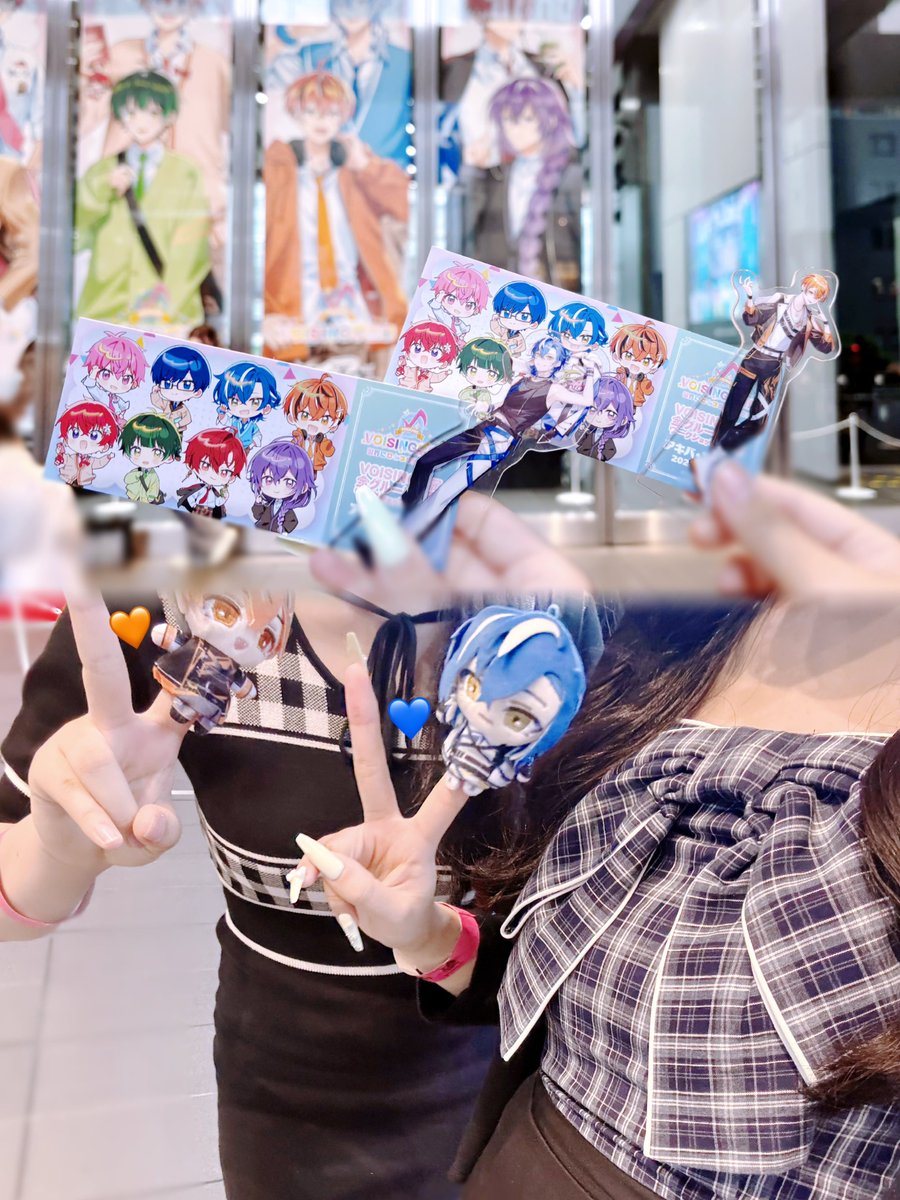 0925_hobby's tweet photo. VOISING学園祭ありがとうございました🏫💙初の体験でわくわくしました、ポーチがかわいくてお気に入りです♪またの機会を楽しみにしてます💘✨
#しゃルックミー #いふ民の乾杯挨拶 https://t.co/ko3CYlDELP