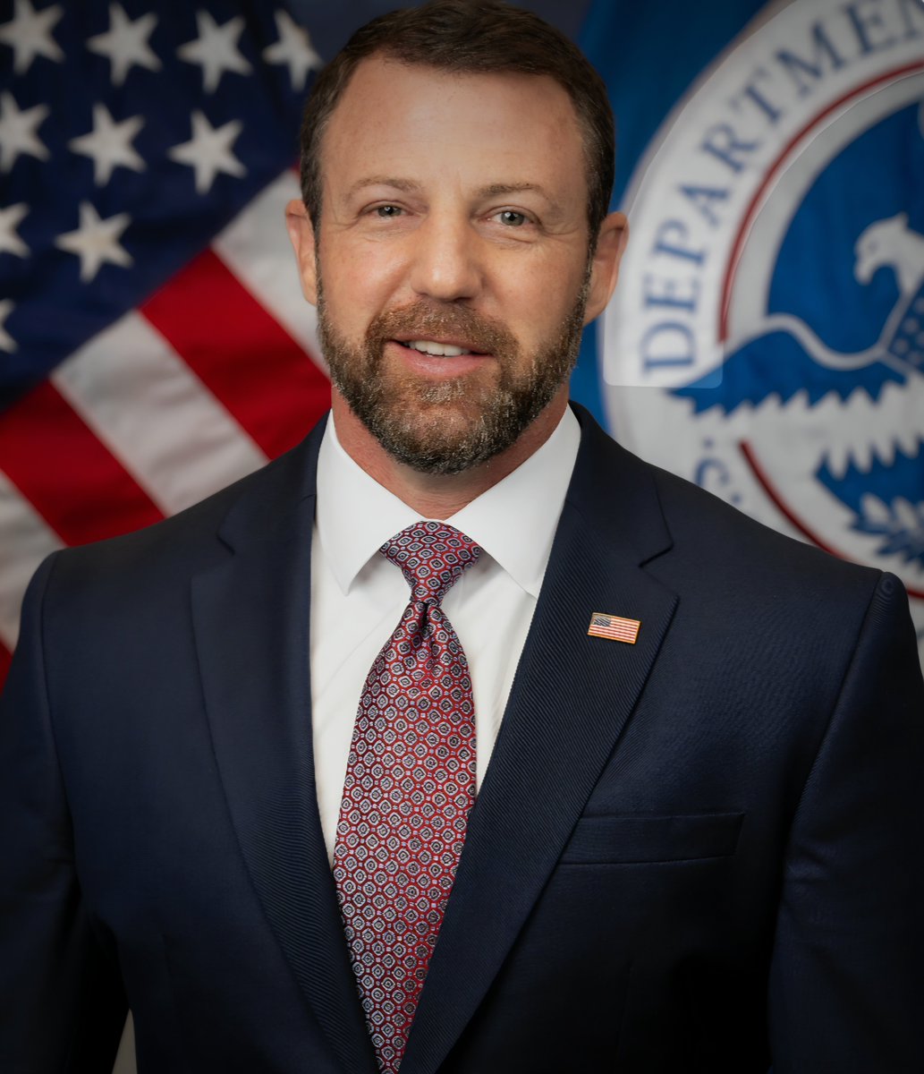 Chicago1Ray's tweet photo. Trump said he wants Illegals off the voter rolls... and MarkWayne Mullin got the message 

(DHS) found (250K) Illegals registered in (CA)(PA)(NJ)(NV)

(28K) were found registered in traditional red states 

They found (400K) dead people still on voter rolls

May not sound like a large number, but when Illegals think they might get caught

They don't try it... the best way to deter voter fraud, is to make public the consequences involved

Brilliant tactic