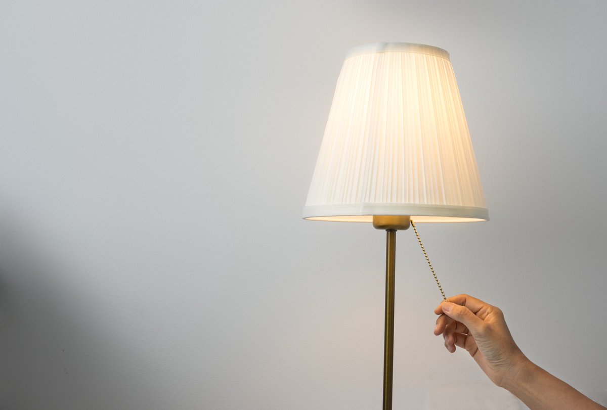 IowaUtility's tweet photo. This month, try a few simple steps to make your home more energy efficient before winter arrives.

· Turn off lights when you leave a room
· Adjust your thermostat when you’re away or sleeping
· Unplug electronics you’re not using

Small changes can add up to smarter energy use. https://t.co/Q0LdcJPKPk