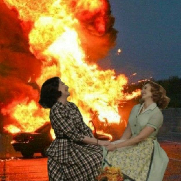 swanharkness's tweet photo. i wonder what my innocent perfect and totally mentally stable unsupervised witches are up to https://t.co/IryWH5W3eF