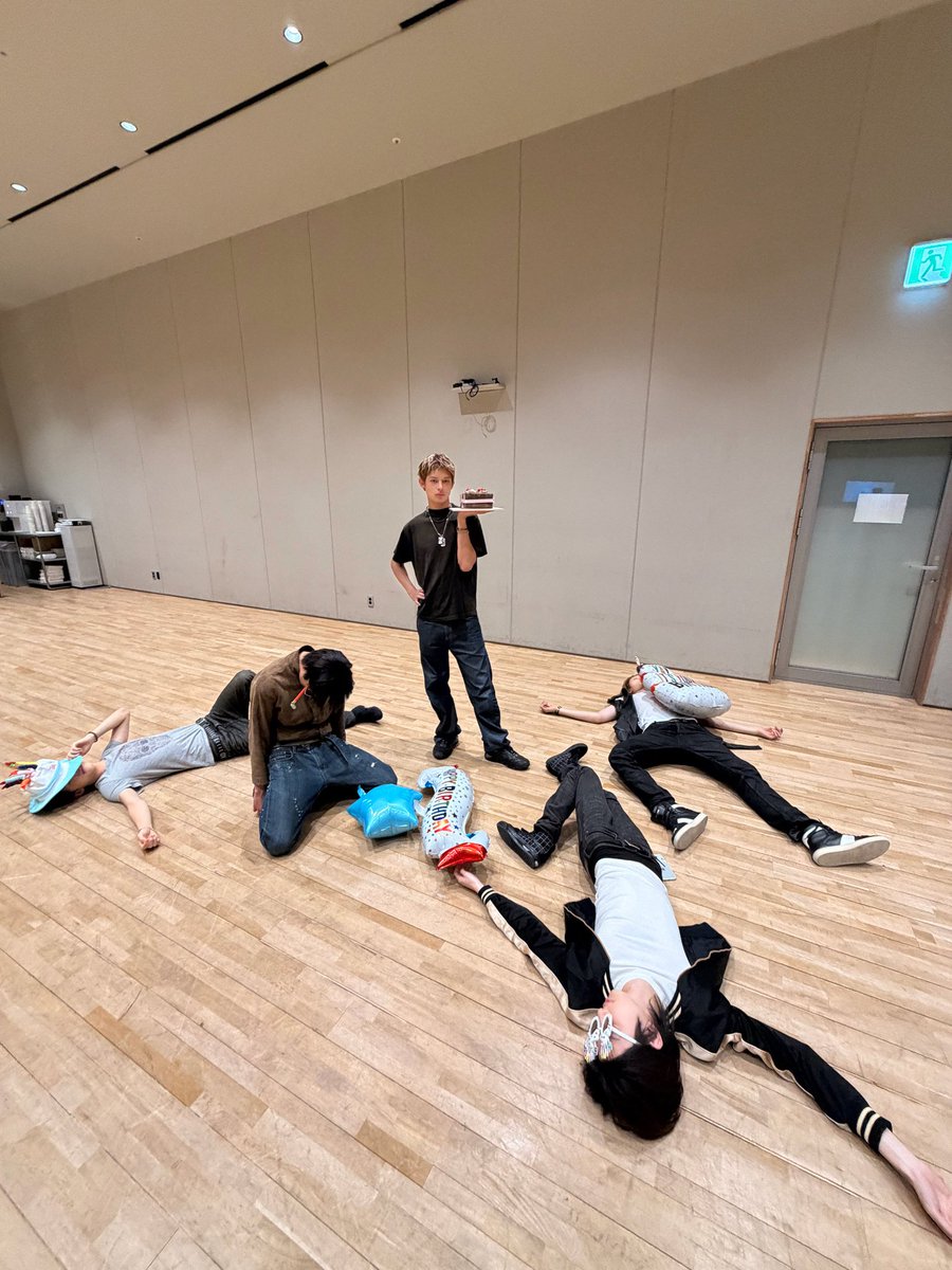 fourteenthinker tweet picture