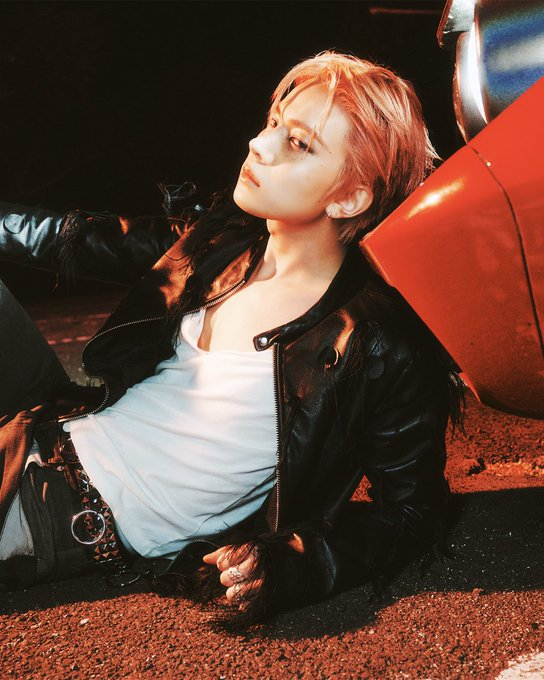 _Kpop_Stats_'s tweet photo. Happy 25th birthday to EVAN! https://t.co/3GzH6P3oRX
