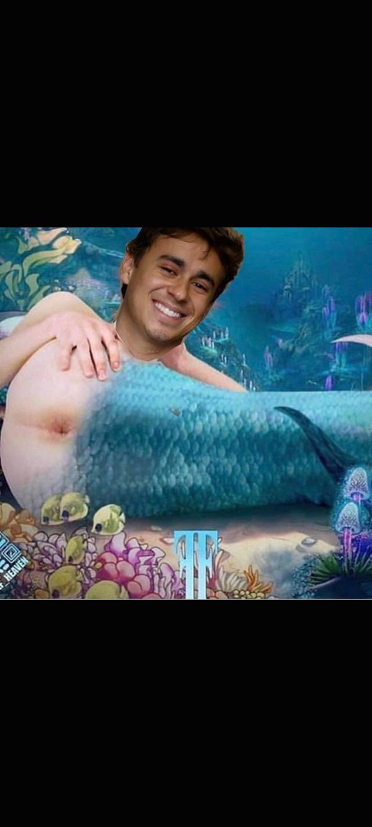 Mairaoli27's tweet photo. @Breathing_Ghost Pra mim não, mais pro Nicolas 😂,,e olha que ele leva todos os dias kkkkkkkkk https://t.co/PRleflB67A