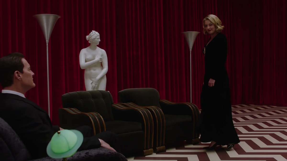 TwinPeaksShot's tweet photo. Twin Peaks: The Return - S01E02 - Frame 997 of 3276 https://t.co/wBj5tdNFUE