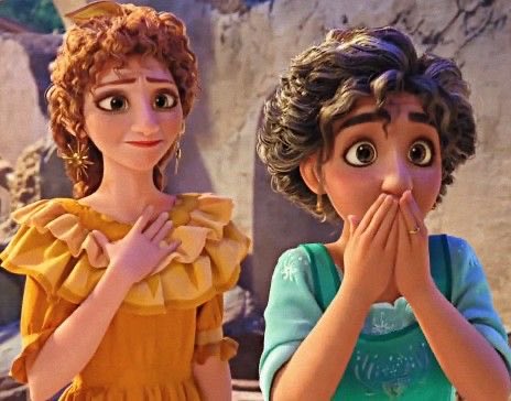 jacarandaaaas's tweet photo. I’m sorry I will never stop praising encantos character design especially the female character design! the fact all these women are related but still look distinct. https://t.co/RJHIr6FSje