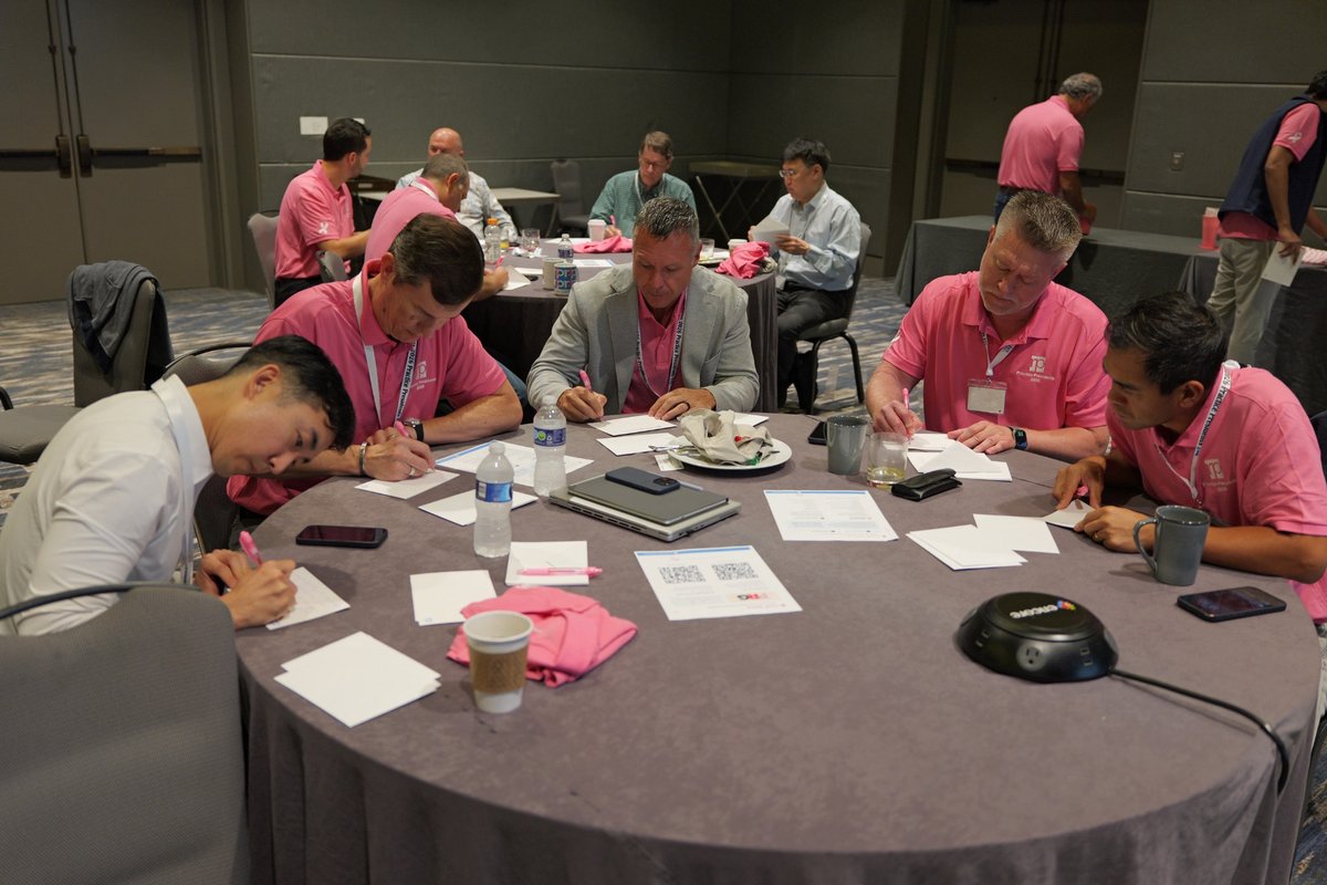 Rad_Partners's tweet photo. Our Practice Presidents are meeting this week, wearing pink and giving back in support of Pink Ribbon Good and Bridge Breast Network. 

We’re grateful for the opportunity to support organizations that do so much for individuals and families affected by breast cancer. https://t.co/VFKvbF15EF
