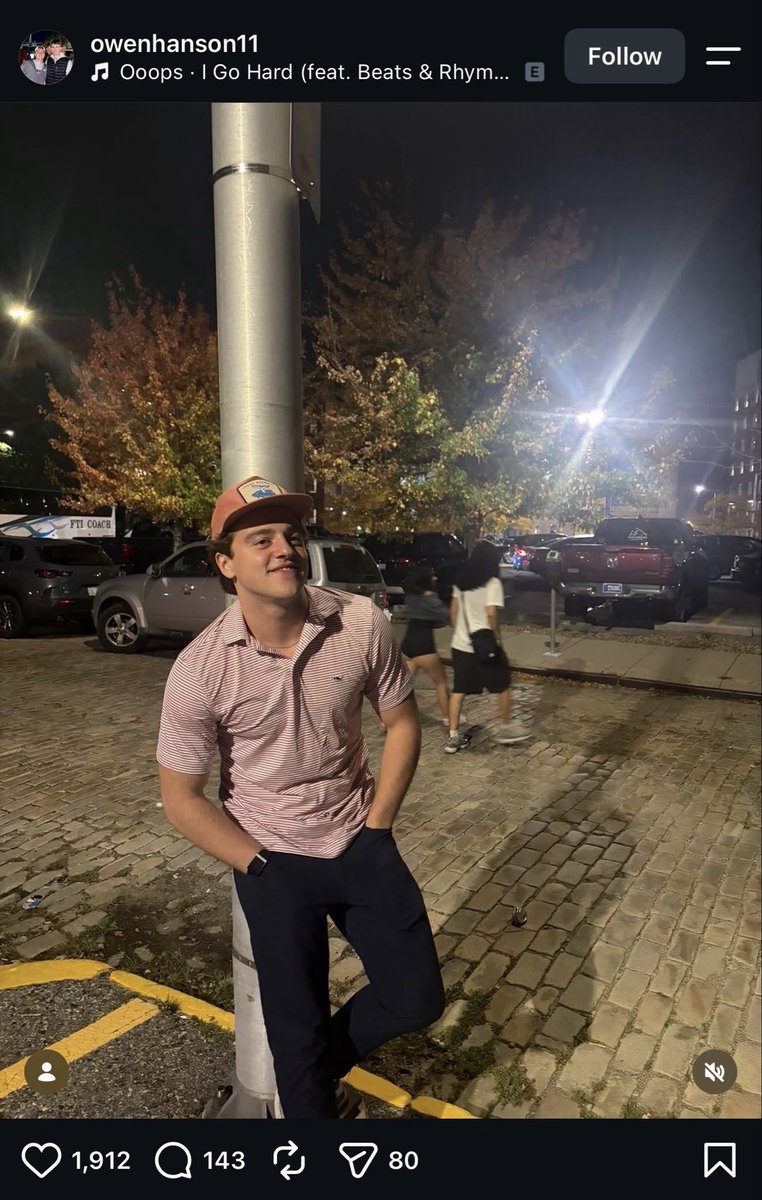 thecap1962's tweet photo. Candid photos need to #shrink https://t.co/jBOZ2k0nUB