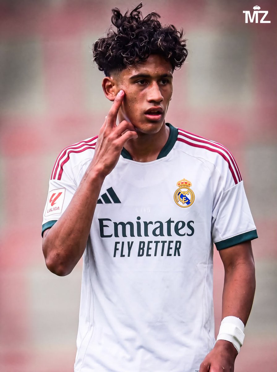 theMadridZone's tweet photo. 🚨💣 CONFIRMED; Real Madrid are now LEADING the race for JJ Gabriel.

The club is now in DIRECT TALKS with Man United, and they have informed them that they're negotiating with JJ Gabriel. @FabrizioRomano https://t.co/a8IG2Vw9z4