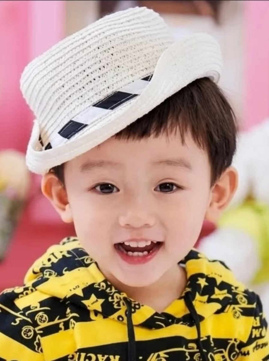 seanvrs's tweet photo. selalu ada doksli seonghyeon kecil https://t.co/fkifILxHdD