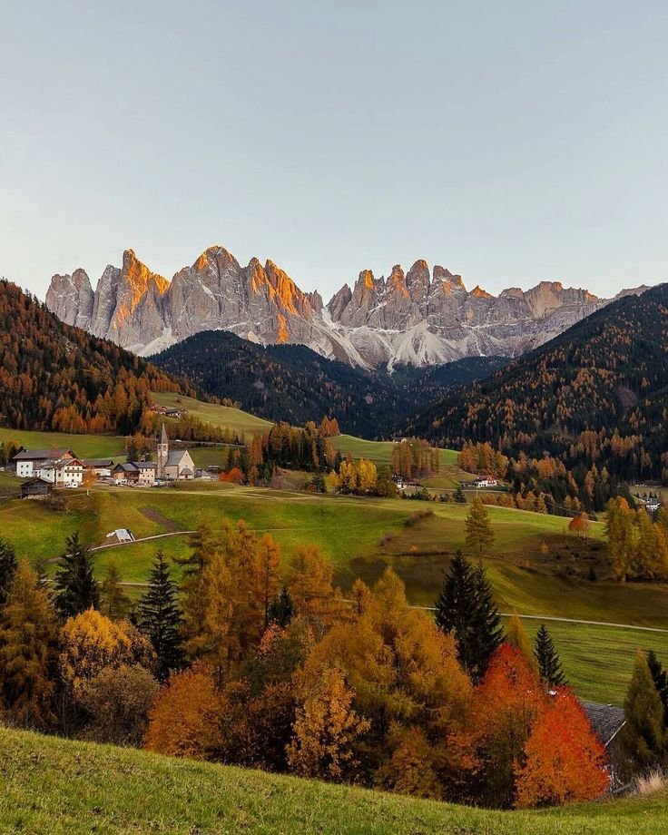 echoesofworld's tweet photo. autumn in alps https://t.co/oGtN0JRdby