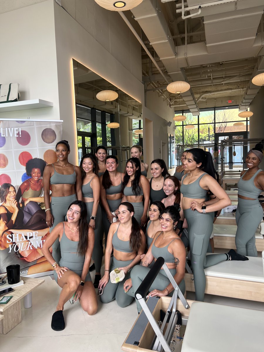 thebrickellbabe's tweet photo. Our Miami Pilates morning had everyone shaking through the last set and somehow still laughing about it after. This is what community looks like before 9am. Link in bio to join us 🔗 https://t.co/wcZNDp0u3i