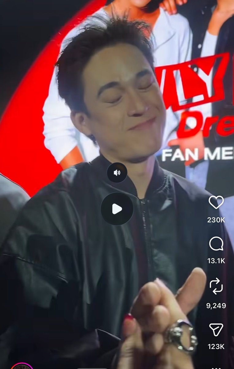 divinegvn's tweet photo. Bts fans… whats the name of this guy? https://t.co/DtRKY3CHO3
