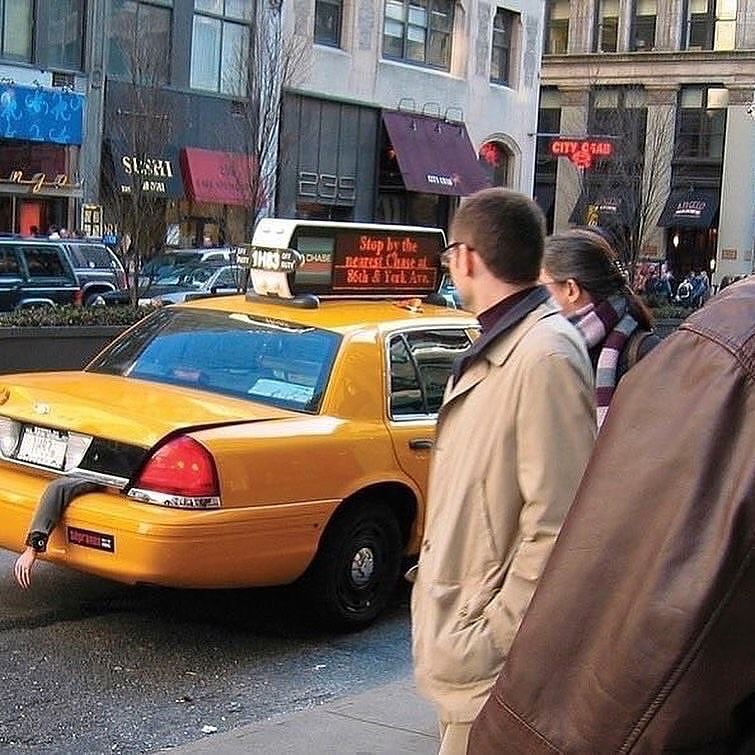 internetpreai's tweet photo. guerrilla marketing advertisements for the sopranos, new york city (2006). https://t.co/NDxgQ1wuAT