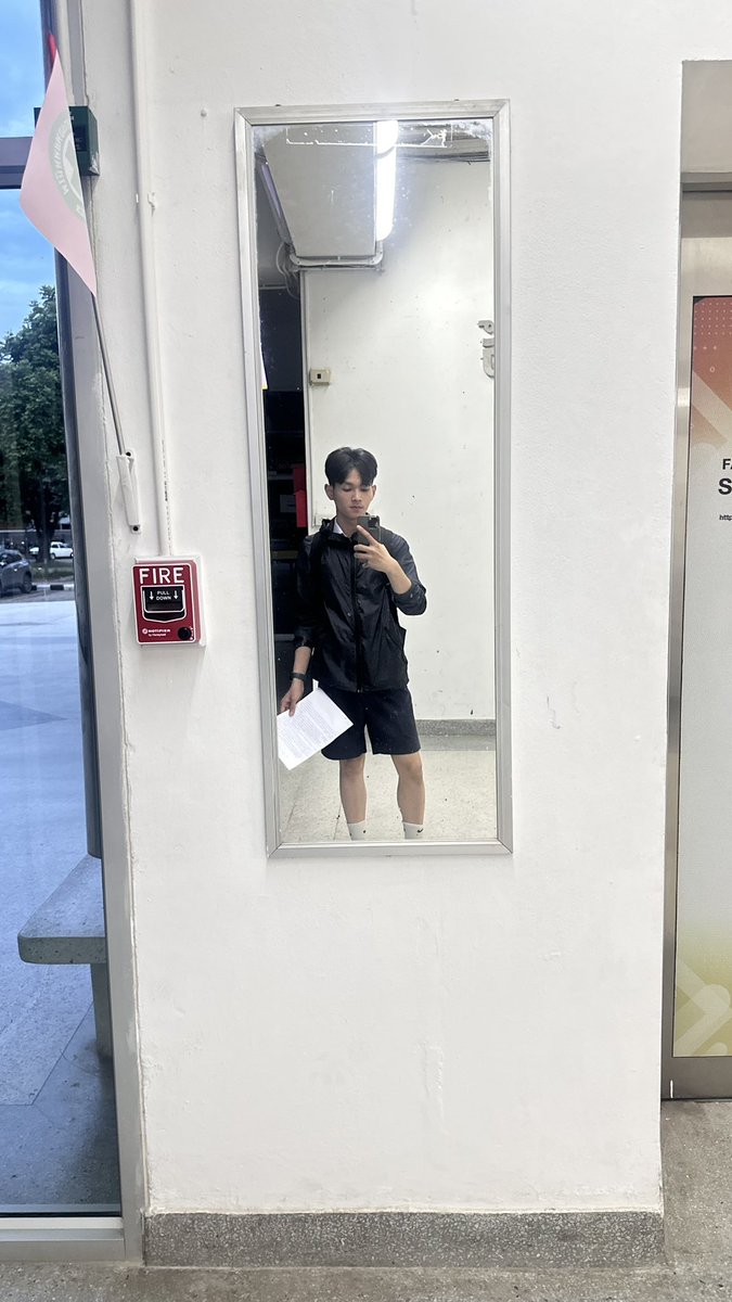 FLUKFIX2234's tweet photo. เค้าเหนื่อยมากมากอดเค้าหน่อย  #มมส https://t.co/vODoQ8iR56