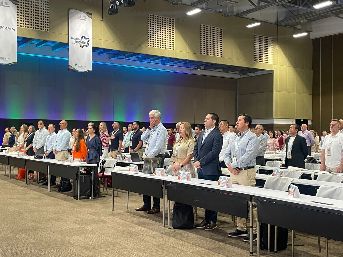 ConfecoopCol's tweet photo. Acompañamos a esta hora a @fecolfin Entidad asociada a #Confecoop en la Convención Financiera Cooperativa desde la ciudad de Cali https://t.co/V4MGX0Nob3