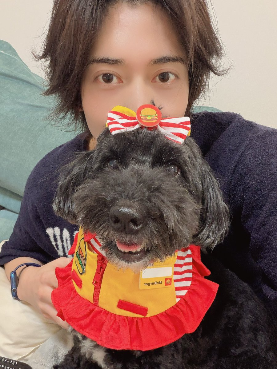 some_toshi's tweet photo. ハンバーガー屋でアルバイトするって🍔 https://t.co/XAQenAApX7