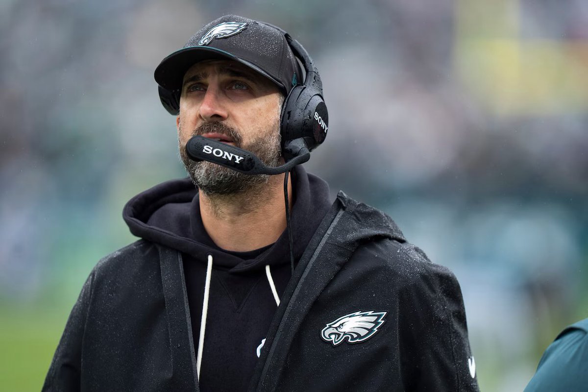 BooRxdley's tweet photo. BREAKING: #Eagles Head Coach Nick Sirianni is expected to coach Sunday after dealing with mild retardation throughout the week. https://t.co/xZ3nve0o9X