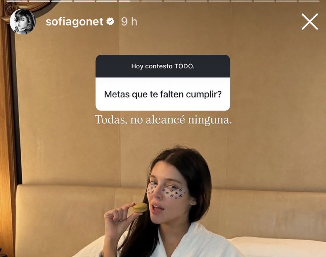 UnReTuit's tweet photo. Yo a esta altura del año soy La Reini https://t.co/GgFxAdDwos
