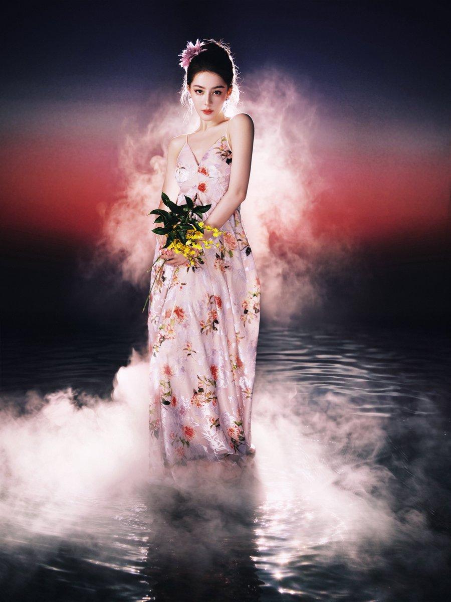 Alice_TH03's tweet photo. สตูเร่อปาอัพWeibo งานวันนี้ สวยยยยมีความหวานแต่ก็เซ็กซี่หน่อยๆ กับสตลใหม่อีกแล้วช่วงนี้ลองไปก่อน รอดูว่าจะได้สตลคนไหน

#ตี๋ลี่เร่อปา #dilraba
#迪丽热巴 https://t.co/2bwuO4uqAY