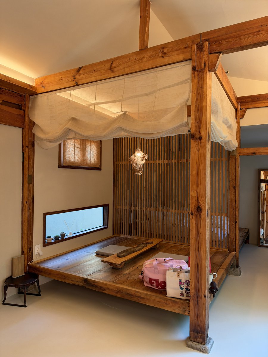 muk_archive's tweet photo. 안동 숙소가 너무 마음에 드는 건에 대하여 .. 🏡🧺🫧 https://t.co/viuD1IevFq