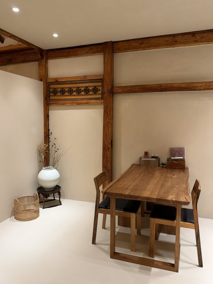 muk_archive's tweet photo. 안동 숙소가 너무 마음에 드는 건에 대하여 .. 🏡🧺🫧 https://t.co/viuD1IevFq