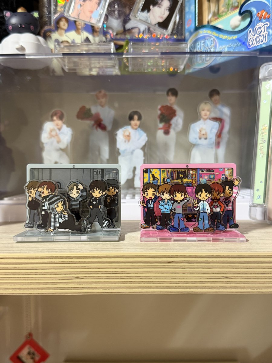 kukurikuring's tweet photo. 흠 아이스파이 아크릴스탠드 버전 귀여울지도? 이왕 샀으니 정들어보자라는 생각으로 귀엽다고 생각하는 중 https://t.co/pGx9t36PAr