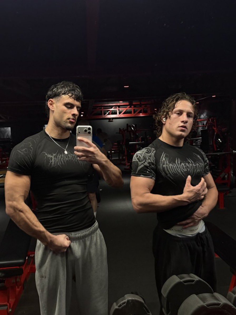 SubJockJ's tweet photo. You’ll never stand level with Master Snow and Master Vince. Hard athletic bodies. Pure straight dominance. Stay under them. Fund the physique you’ll
The hierachy of manhood has never been clearer. Wor$hip, obey, $erve and $end. You’re just always be their wallet🥵🤑😈 https://t.co/ZH9B5MxARX