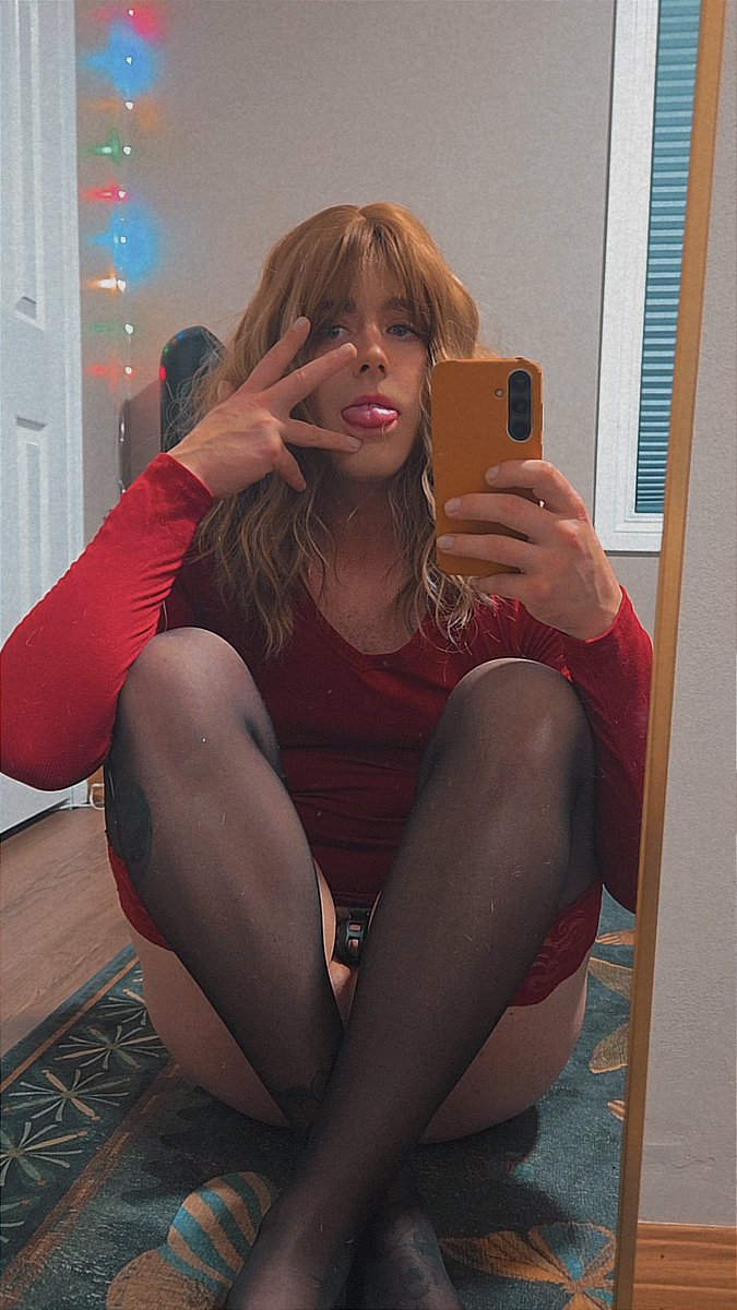 Michelle_moon7's tweet photo. Just trying to live my life freely as me!

#sissy #sissyexposed #exposedsissy #femboy #sissychastity #crossdresser https://t.co/XboZKn3d4j