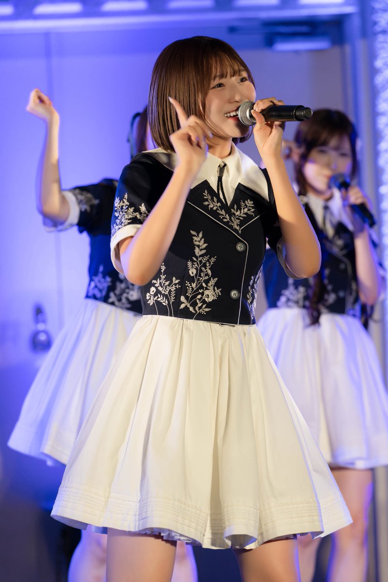 bg9_oe7mgd's tweet photo. 2026/10/11
ギガ盛り MAX LIVE
上野公園水上音楽堂
新野楓果さん
#RainTree
#新野楓果
#ニイといっしょニイよ https://t.co/g48JrKwrxG