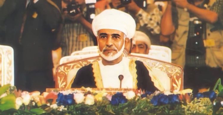 wexqr_'s tweet photo. "وليعلم الجميع أن ليس لدينا مخططات أو نوايا عدوانية ضد أحد، كما أننا لا نرفض صداقة أحد، بل نؤمن إيماناً راسخاً بأن مستقبل هذا العالم يكمن في التعايش السلمي والتعاون البناء بين البشرية جمعاء"~ السلطان قابوس طيب الله ثراه❤️ https://t.co/sBRAZilrac