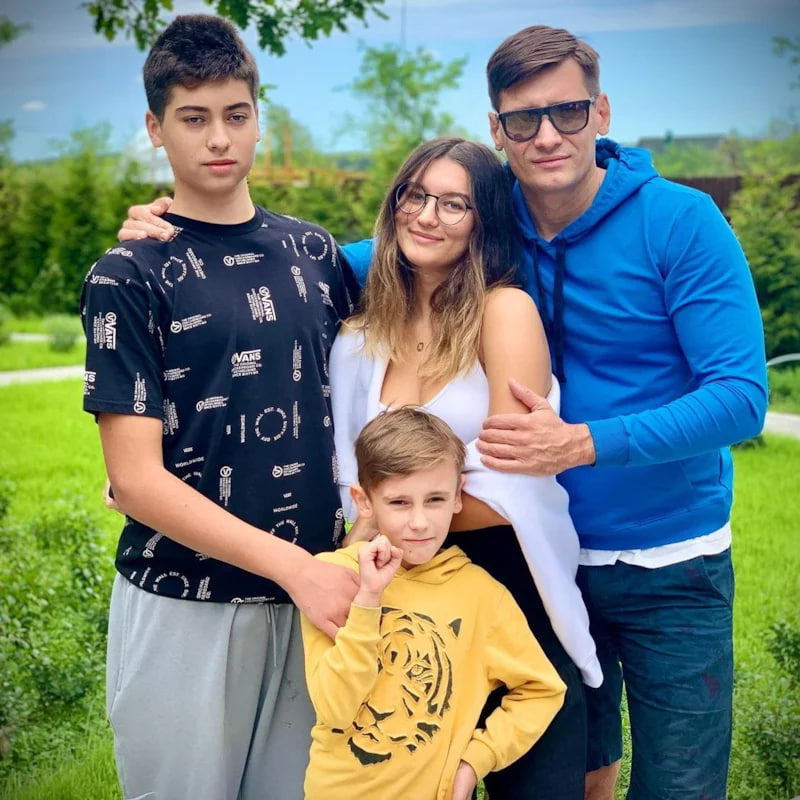 RWApodcast's tweet photo. The son (on the left) of Dmitry Gudkov (on the right) - exiled former Russian politician, former member of the State Duma, "opposition leader", member of the "PACE Platform for Dialogue with Russian Democratic Forces" and the "Anti-War Committee of Russia", who previously fled to Ukraine in 2021 after a criminal case had been opened against him - has died by his own hand. He was only 22 years old. 

In his suicide note, he said the following:

"I have come to a clear understanding: the only way to find happiness in emigration lies in assimilating and giving up one’s Russian identity for someone else’s. But for me, that path is unacceptable. I was given two great gifts in my life: to be born Russian and to live in Russia. And although the second was suddenly cut short, no one will ever take away my right to the third: the right to die Russian. Glory to Russia!"

Poor guy. I can only imagine the how distressing it must be to grow up in a family of Russian "liberal royalty", with all the corruption and court intrigue that entails. You betray your own motherland for personal gain, and then the Lord takes the one most important thing from you, and it's nobody's fault but your own. Just genuinely terrible people all around. 

I feel really bad for the lad. Should've told his family to fuck off, ratted everyone out to the FSB and just lived a quiet life in Moscow. Rest in peace, may God have mercy.