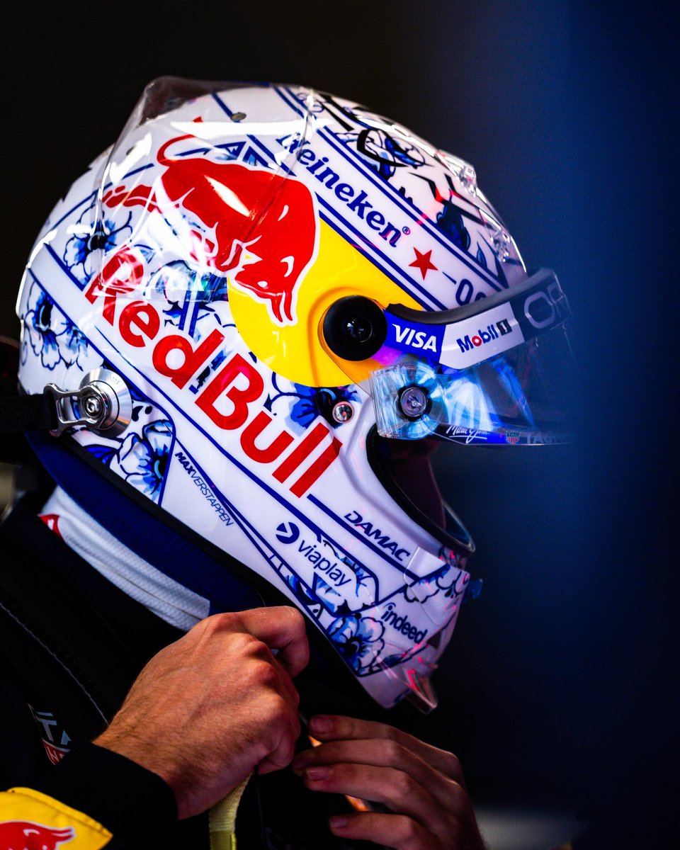 616VERSTAPPEN's tweet photo. still thinking about this helmet https://t.co/n0uIfm7wa3