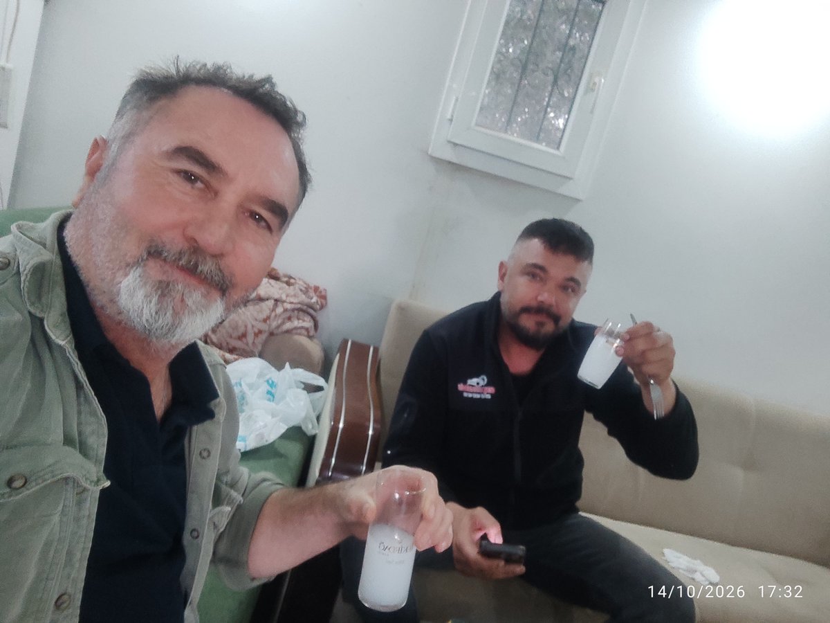 yikilmis45's tweet photo. Biz başladık tüm x ailesine afiyet olsun. https://t.co/8pJZp7RyyA