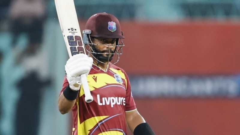Aman_cricket07's tweet photo. FIFTY FOR SHAI HOPE.🔥

5TH FIFTY PLUS SCORES FOR CAPTAIN SHAI HOPE IN THIS TOUR Vs INDIA.👏🥶

#ShaiHope #INDvsWI #GautamGambhir #T20Cricket #WestIndies https://t.co/b8XPlStlA6
