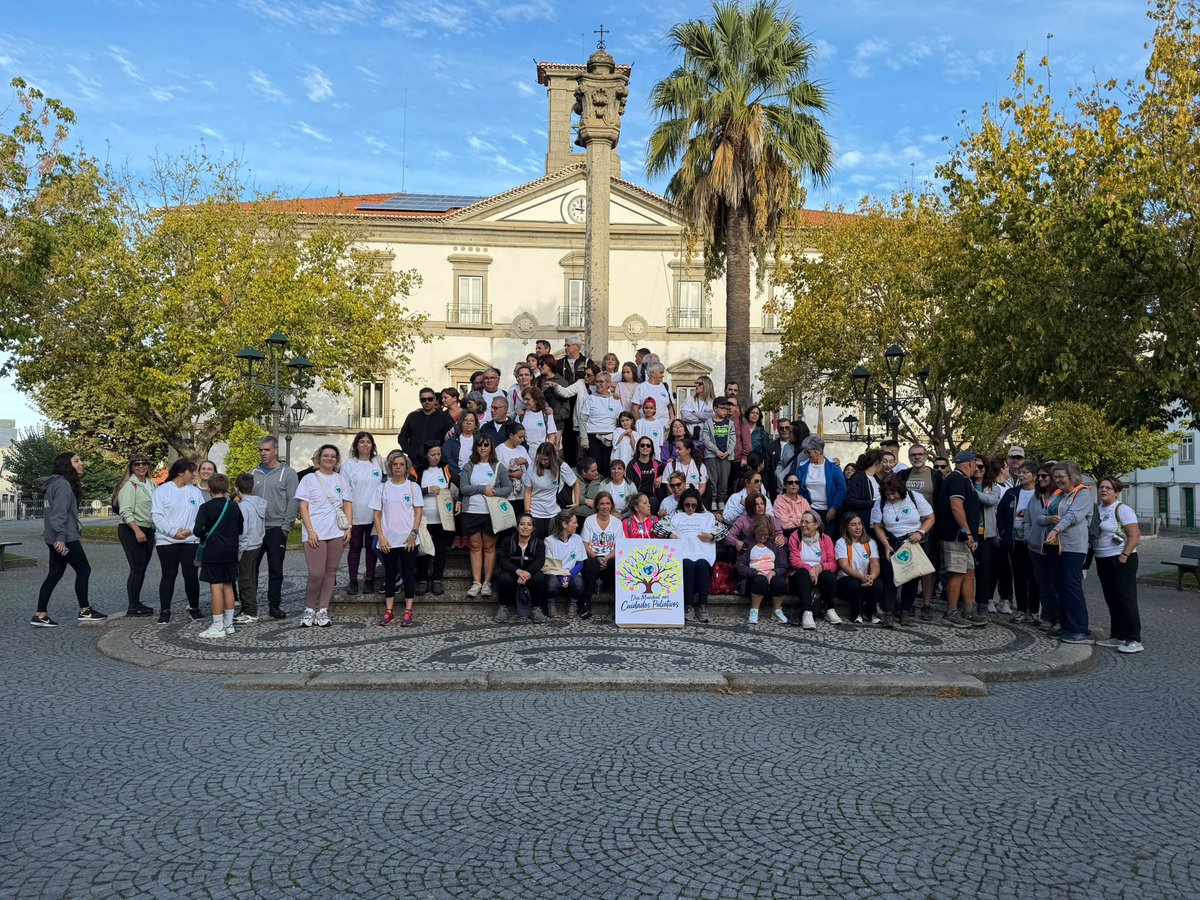ulscbeira's tweet photo. CAMINHADA MOBILIZA MAIS DE UMA CENTENA NO FUNDÃO PARA ASSINALAR O DIA MUNDIAL DOS CUIDADOS PALIATIVOS https://t.co/QSpQ3aJo7D https://t.co/MQf3yuLDH9