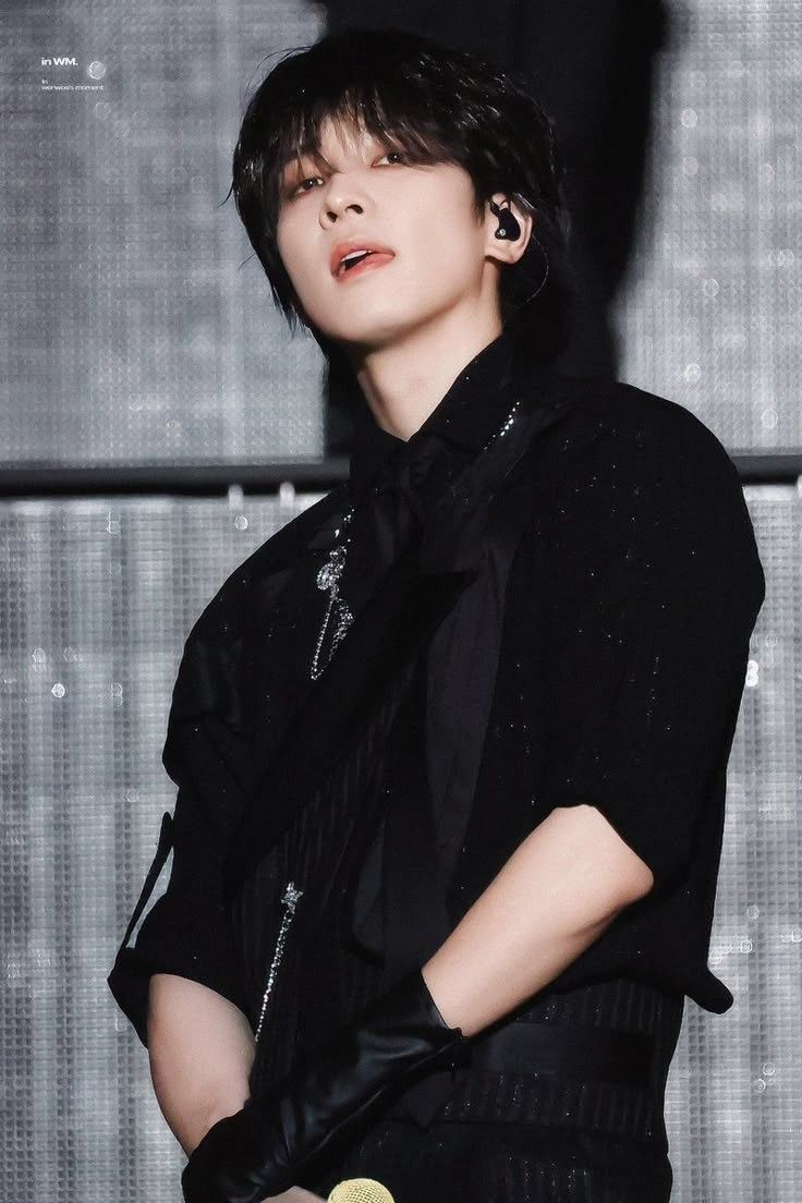 _hourlywonwoo's tweet photo. #WONWOO #세븐틴 #원우 #SEVENTEEN https://t.co/fQ6wES2zMf