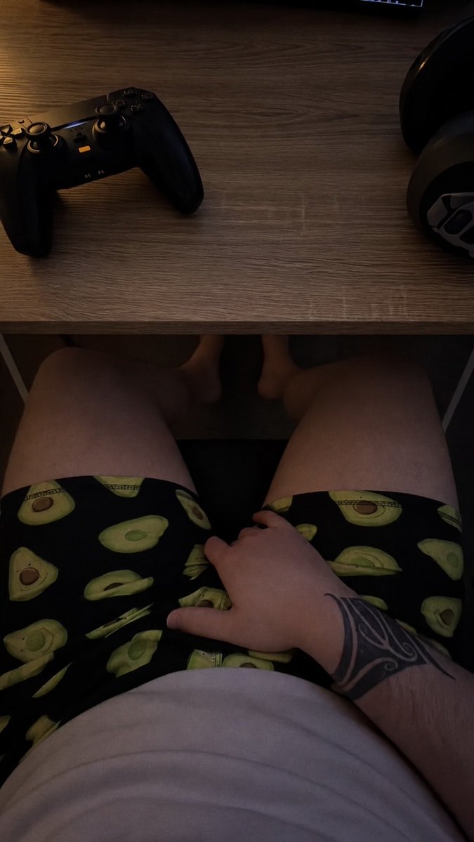 yourdadtoksss's tweet photo. who likes avocados😄 #meee https://t.co/cUL0czOPwm